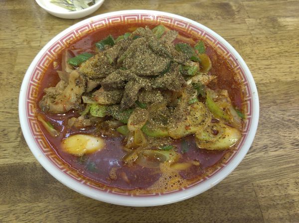 「【期間限定】青森あさ利さんインスパイア ネギラーメン 1辛(辛辛」@中華蕎麦 丸め 東久留米店の写真