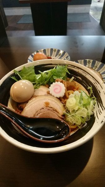 「海老辛まぜそば」@満まるの写真