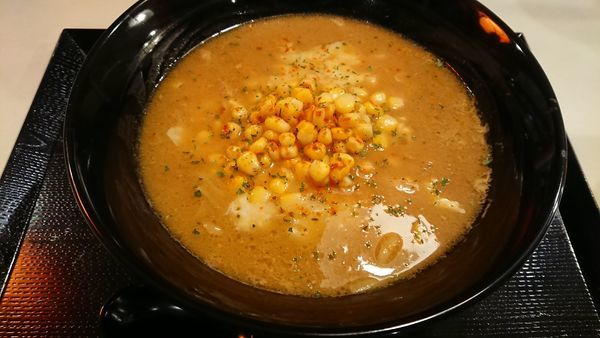 「チーズ味噌ラー麺 870円」@ラーメン＆一杯屋 万笑の写真