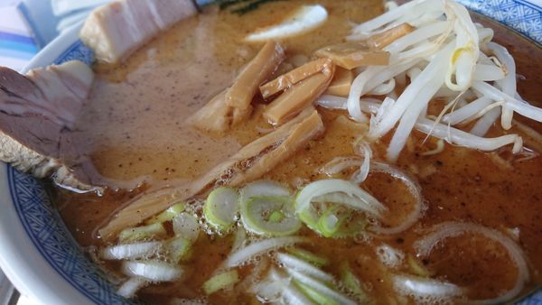 「豚骨醤油ラーメン」@らーめん大吉の写真
