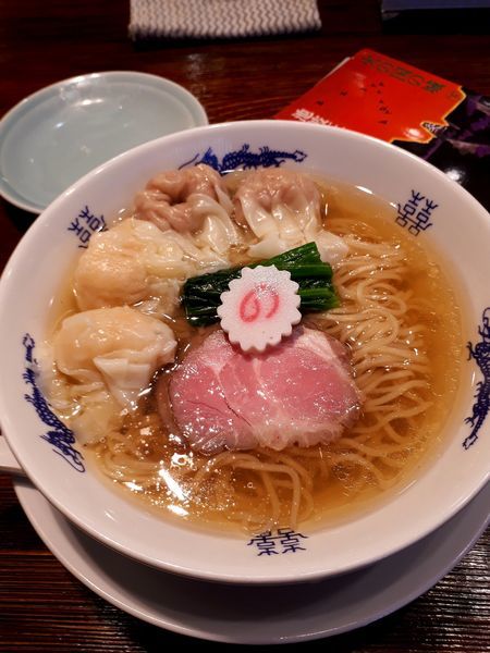 「中華そば(ワンタン肉２、海老２)1040円」@中華蕎麦にし乃の写真