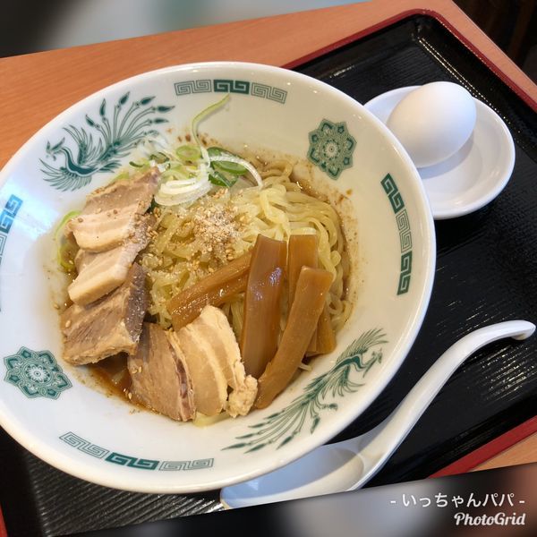 「汁無しらーめん（油そば）570円 半ライス 110円」@日高屋 久米川駅南口店の写真