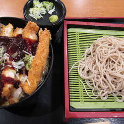 味噌かつ丼セット　「999円」