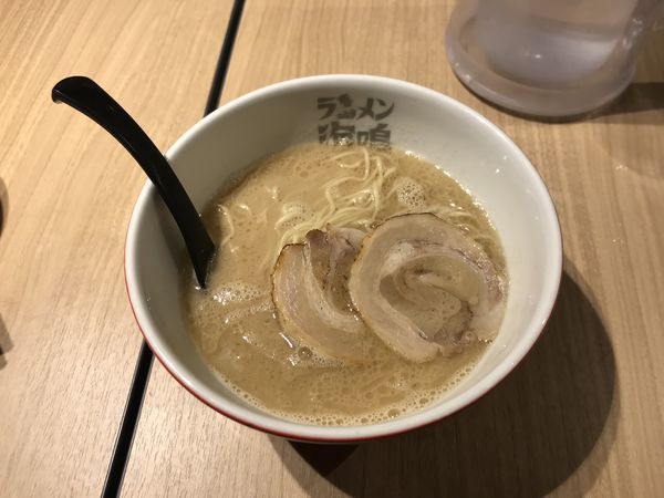 「魚介とんこつラーメン」@ラーメン海鳴 名古屋驛麺通り店の写真