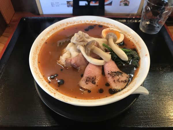 「赤と黒のナイトドレス【ぴあ限定】」@麺創 なな家の写真