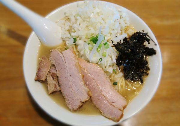 「煮干そば（白醤油）」@中村屋総本山の写真