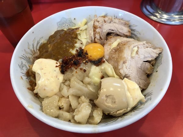 「特製まぜそば極み+豚増し+チーズ」@ジャンプの写真