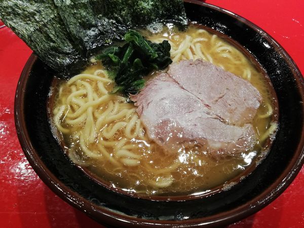 「ラーメン（大）」@横浜家系らーめん 山崎家の写真