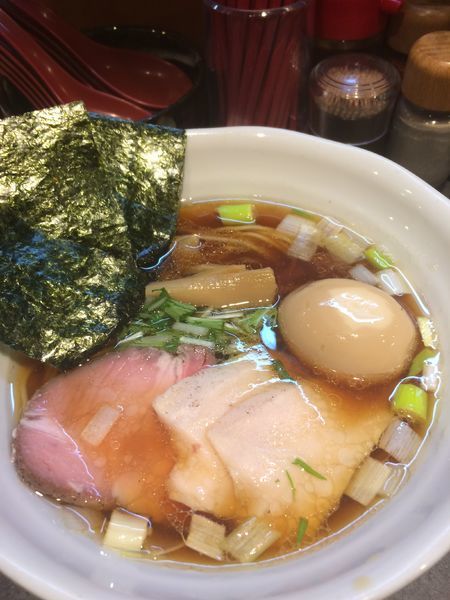 「特製鶏だし醤油RAMEN980円」@RAMEN 火影 produced by 麺処ほん田の写真