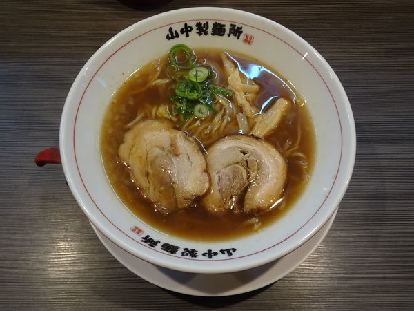「醤油らーめん」@やまなか製麺所の写真