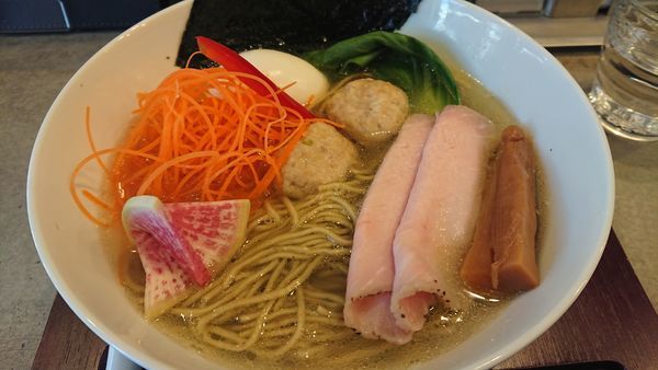 「空 特製＋今日のご飯」@ラーメンクワトロの写真