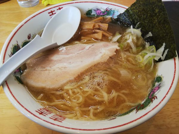 「【限定】ややこってり中華そば　※クーポンで５００円」@らぁめん 鶏支那屋の写真