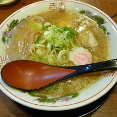 豚まるラーメン 新大宮店の画像