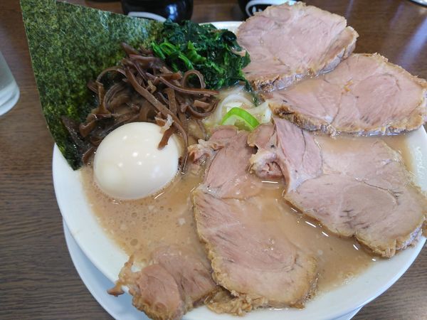「チャーシュー麺￥900+味玉￥100」@うまいヨ ゆうちゃんラーメンの写真