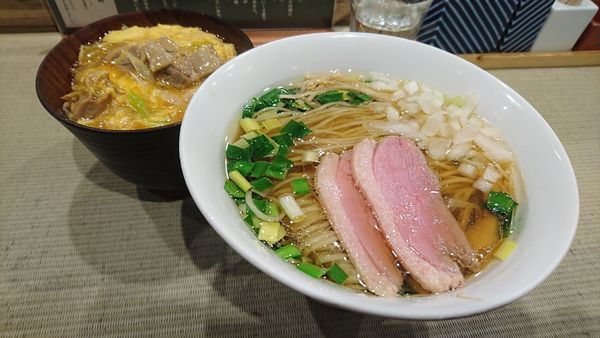 「鴨らー麺+小親子丼 980円」@らーめん 鴨to葱の写真