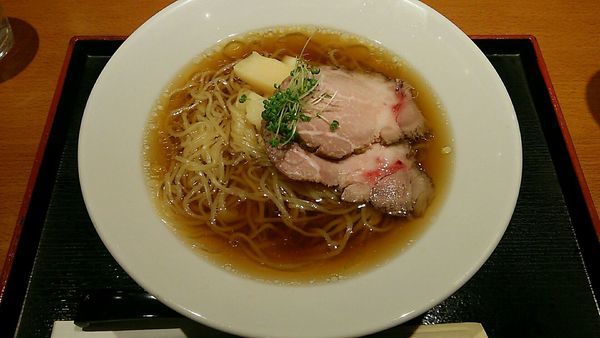 「醤油ラーメン　大盛」@らぁ麺 鶏だし屋の写真
