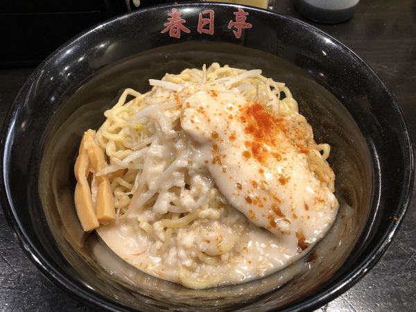 「鳥豚油そば」@油そば専門店 春日亭 名古屋駅西店の写真