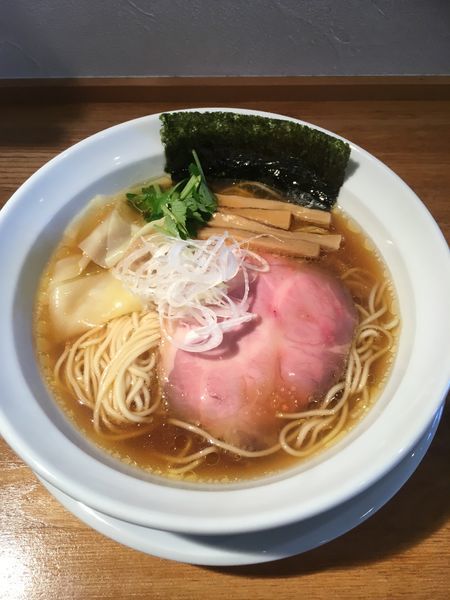 「あさりと蛤の貝そば（840円）」@らーめん専門 うしおととりの写真