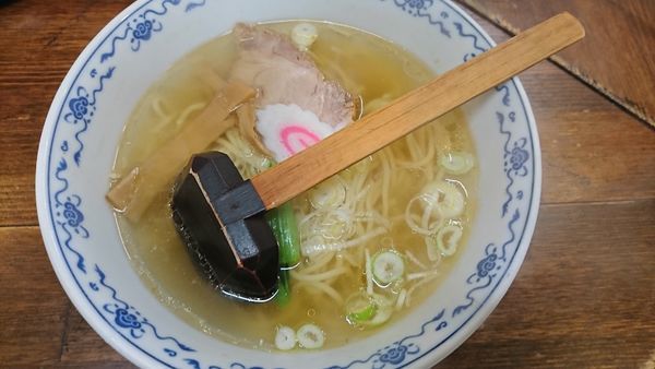 「市々ラーメン（塩）　５５０円」@市々ラーメン 柏駅西口店の写真