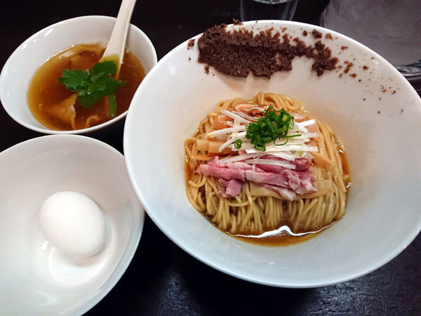 「吉備黄金鶏の鶏油蕎麦」@神保町黒須の写真