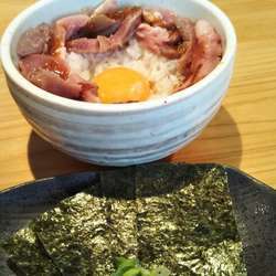 豚ユッケご飯350円