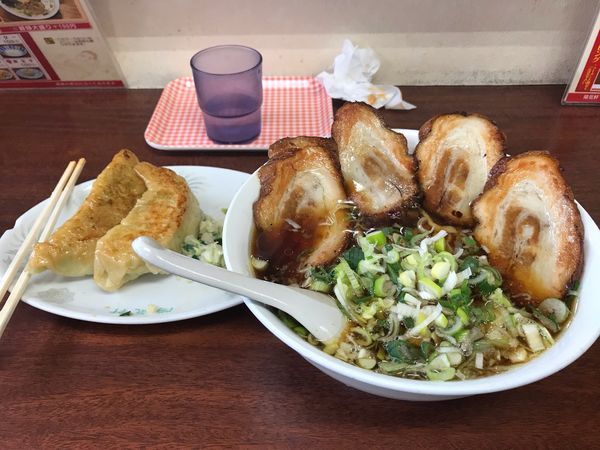 「あぶり焼きチャーシュー麺(大盛)、Bセット(餃子3個)」@陽気軒の写真