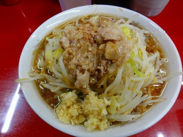 「ラーメン700円　ニンニク脂」@ラーメン二郎 越谷店の写真