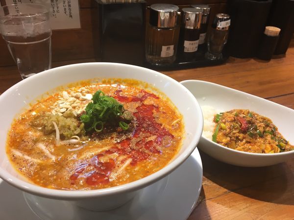 「正宗担々麺 小麻婆丼」@成都正宗担々麺 つじ田の写真