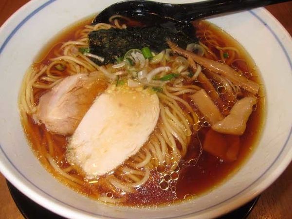 「純鶏らーめん醤油　580円」@麺処直久 新橋店の写真