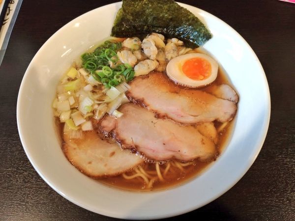 「きまぐれ限定 醤油そば ～鶏と煮干とあさりと鯛～」@麺屋 シロサキの写真