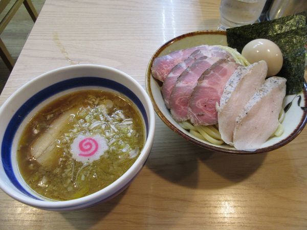 「大勝軒つけ麺味玉（８３０円）＋中盛３０円＋チャーシュー３００」@大勝軒ROSSO－ロッソ－の写真