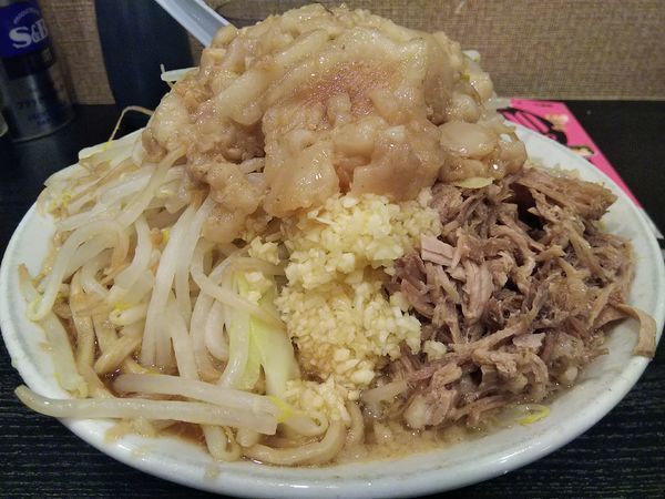 「ラーメン　※野菜、にんにく、油：全まし　※クーポンで５００円」@麺とび六方の写真
