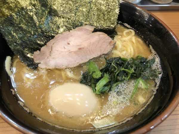 「らーめん（並）680円」@横浜らーめん 二代目 常翔家の写真