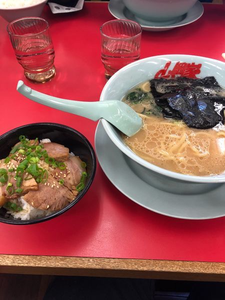 「醤油ラーメン」@ラーメン山岡家 千葉佐倉店の写真