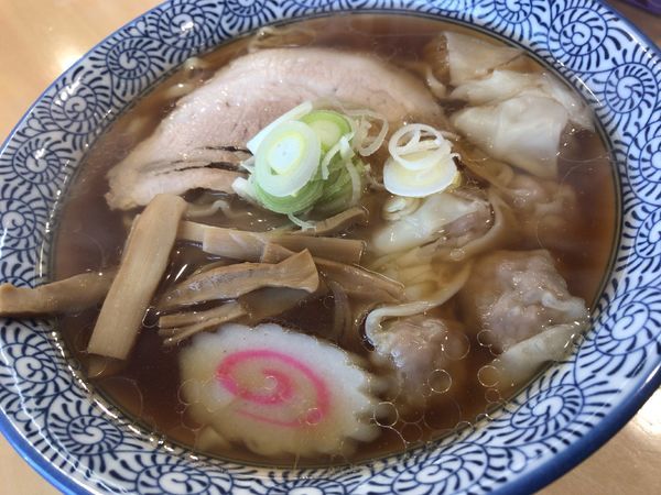「醤油ワンタンメン」@手打ちラーメン 清仁軒の写真