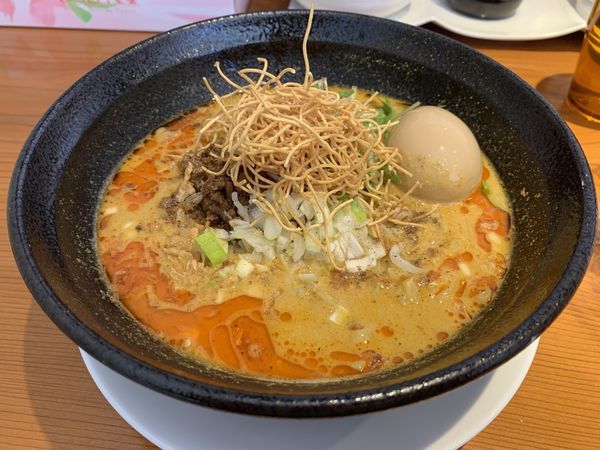 「カレー担々麺（辛２）900円＋味玉100円＋替え玉150円」@Hino担担麺 kokuuの写真