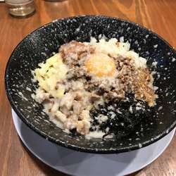 ピリ辛まぜそば