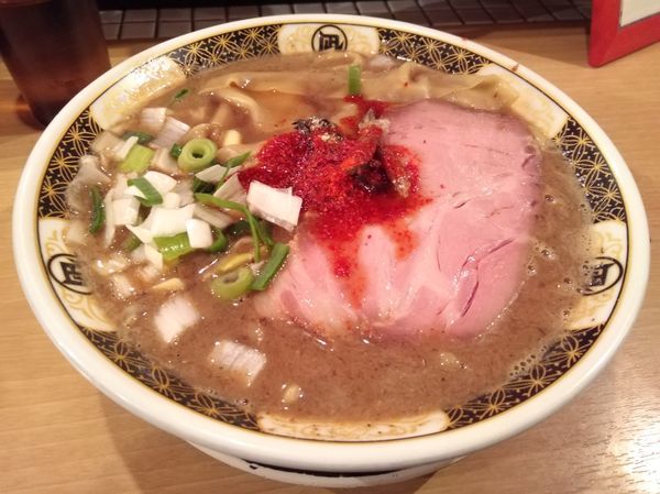 「すごい煮干ラーメン　中盛り　いったん麺まし」@すごい煮干ラーメン凪 新宿ゴールデン街店 別館の写真