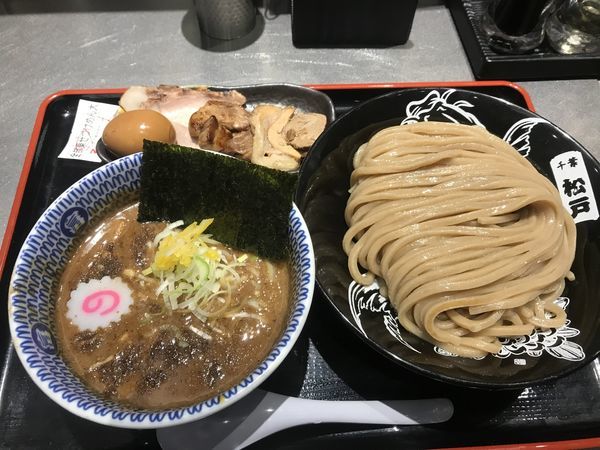 「濃厚つけ麺（大）柏幻霜ポーク全部のせ」@松戸富田麺絆の写真