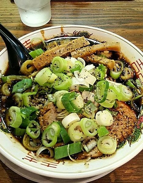 「東中野ブラック 750円」@麺屋 山岸の写真