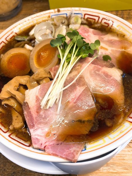 「サバ醤油そば ¥750＋味玉 ¥100」@サバ6製麺所 成城学園前店の写真