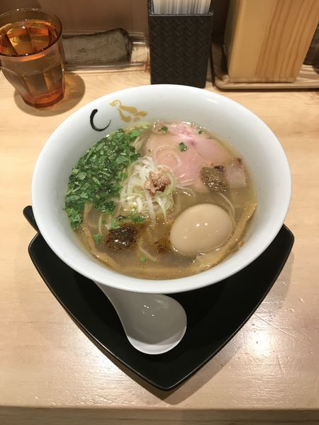 「真鯛と蛤の塩そば味玉」@SOBAHOUSE 金色不如帰 新宿御苑本店の写真