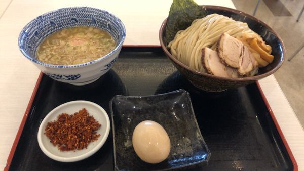 「赤辛つけめん 並+味玉」@舎鈴 イオンモール船橋店の写真