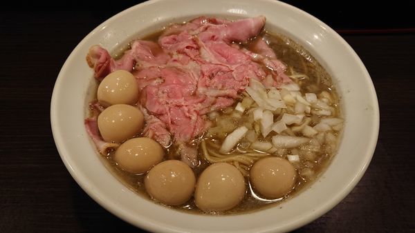 「煮干そばclassic 肉増しうずらダブル」@灰汁中華 丿貫 福富町本店の写真