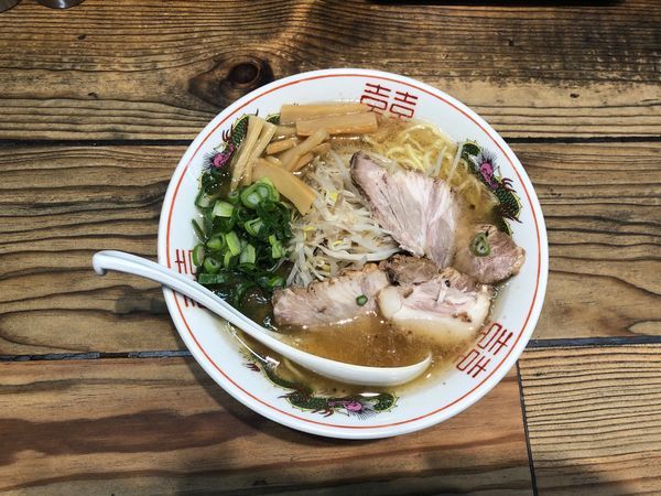 「鳥取牛骨」@ナベラボ 池袋〝牛骨ラーメン〟の写真
