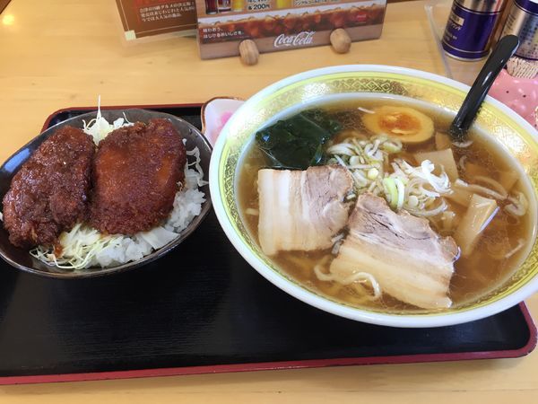 「ラーメン ミニソースカツ丼セット990円」@一風亭の写真