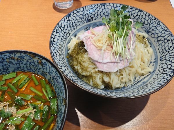 「【限定】ピリ辛なイカ味噌つけ麺～どぅるん昆布がけ～900円」@㐂九八 ～garage～の写真