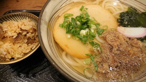 「ランチセット（７００円、かしわめし）」@博多うどん よかよか 有楽町店の写真
