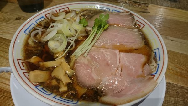 「サバ醤油そば（750円）」@サバ6製麺所 成城学園前店の写真