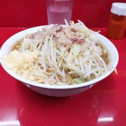 小ラーメンニンニクアブラ【700円】